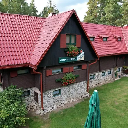 Pri Potoku Lodge *